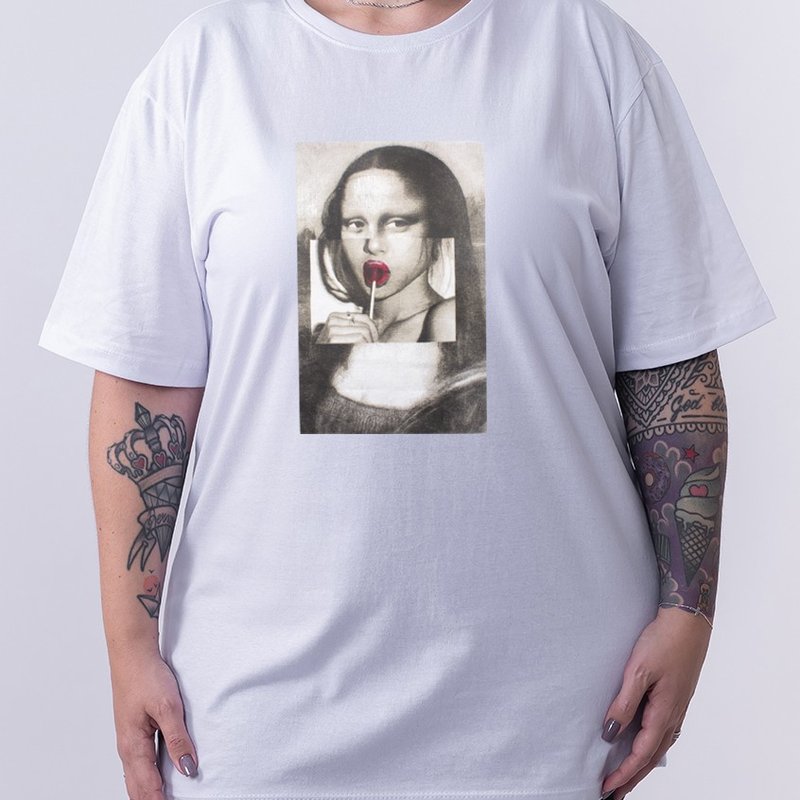 Camiseta Monalisa Pirulito - Plus Size Branca Camiseta Monalisa Pirulito - Plus Size Branca
