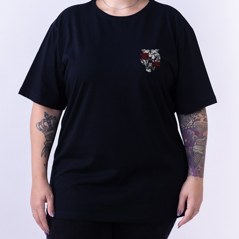 Camiseta Tiger Rose - Preta Plus Size Camiseta Tiger Rose - Preta Plus Size