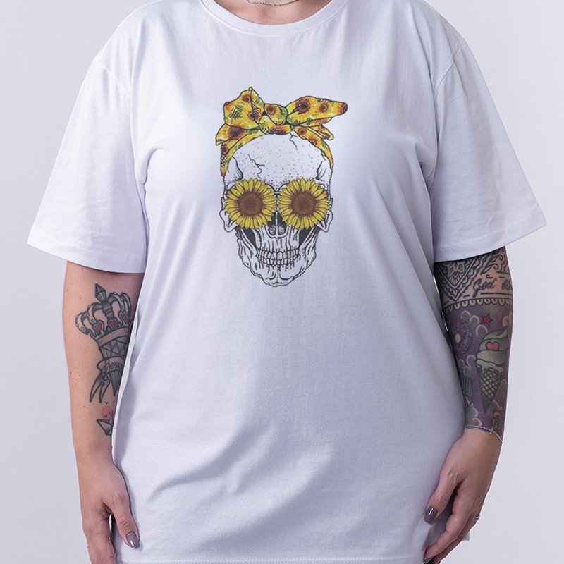 Camiseta Caveira Girassol - Branca Plus Size Camiseta Caveira Girassol - Branca Plus Size