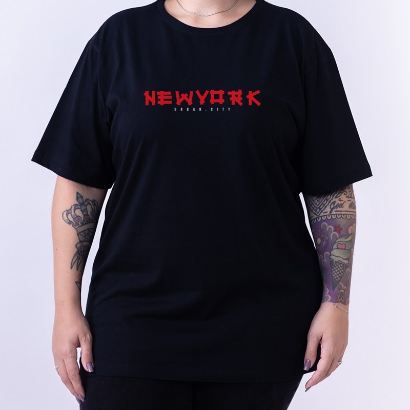 Camiseta New York - Preta Plus Size Camiseta New York - Preta Plus Size