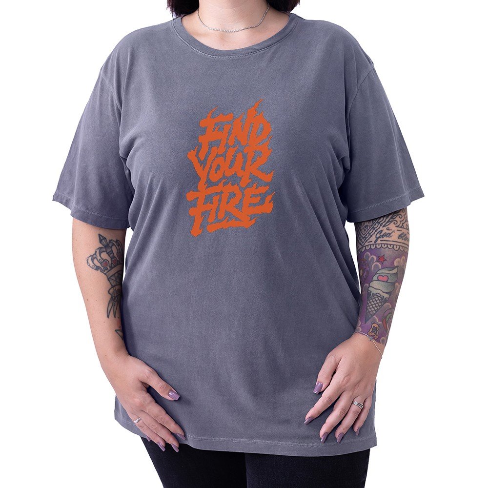 Camiseta Find Your Fire - Chumbo Plus Size