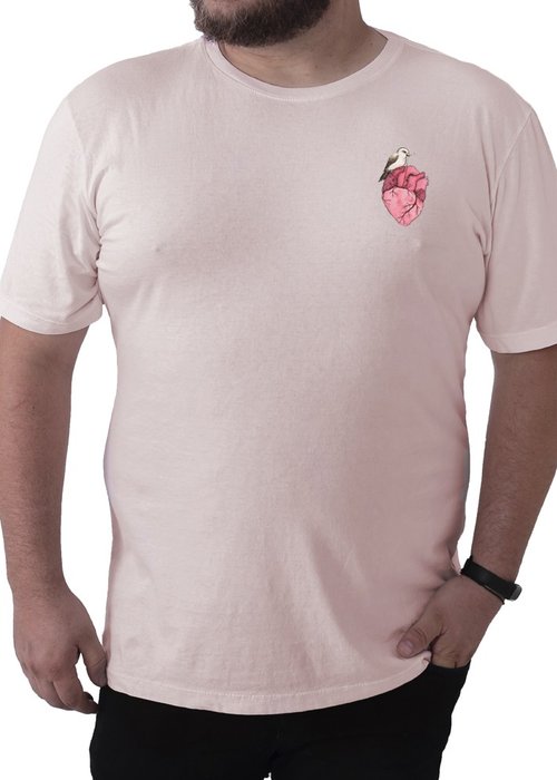 Camiseta Pássaro Coração - Rosa Plus Size