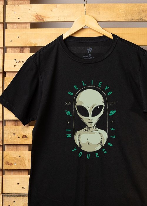 condensador Delegación Oír de Camiseta Alien Saturno - Preta