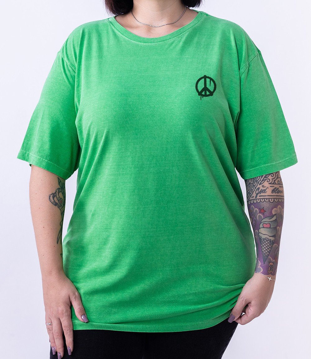 Camiseta T-Shirt feminina plus verde Hibisko - Ailos Aproxima